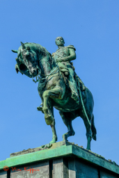 Het ruiterstandbeeld van Koning Willem II aan het Buitenhof